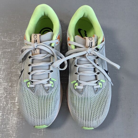 Nike Womens Size 7.5 Air Zoom Pegasus 40 Photon Dust Running Shoes Sneakers - Picture 4 of 16